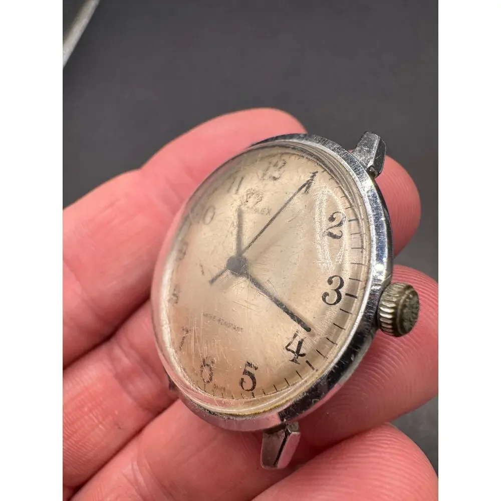 Vintage TIMEX MARLIN Great Britain 1971 Men's Hand Wind Watch Silver Tone 31mm